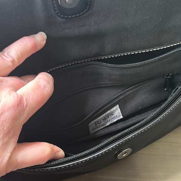 Rolf’s Vintage Black Leather Shoulder Bag with White Flower Accent - Picture 8 of 14